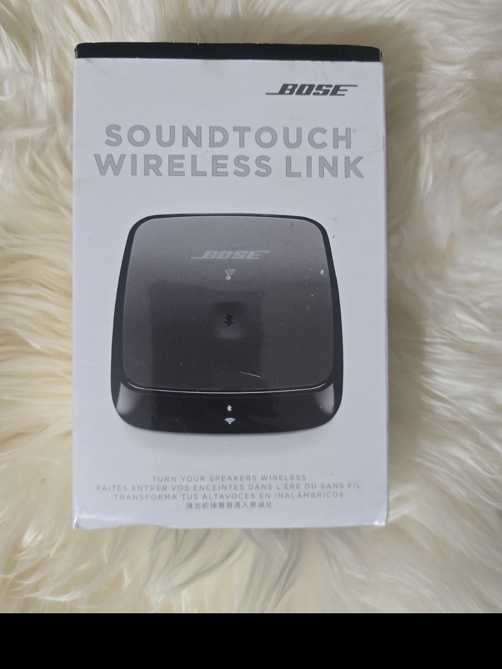 Bose Wireless Audio Adapter in Black and White Packaging